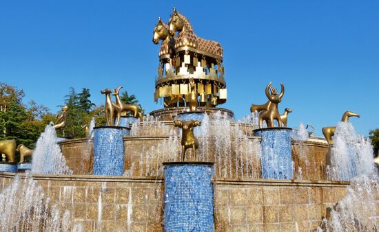 Goldener Brunnen in Kutaissi